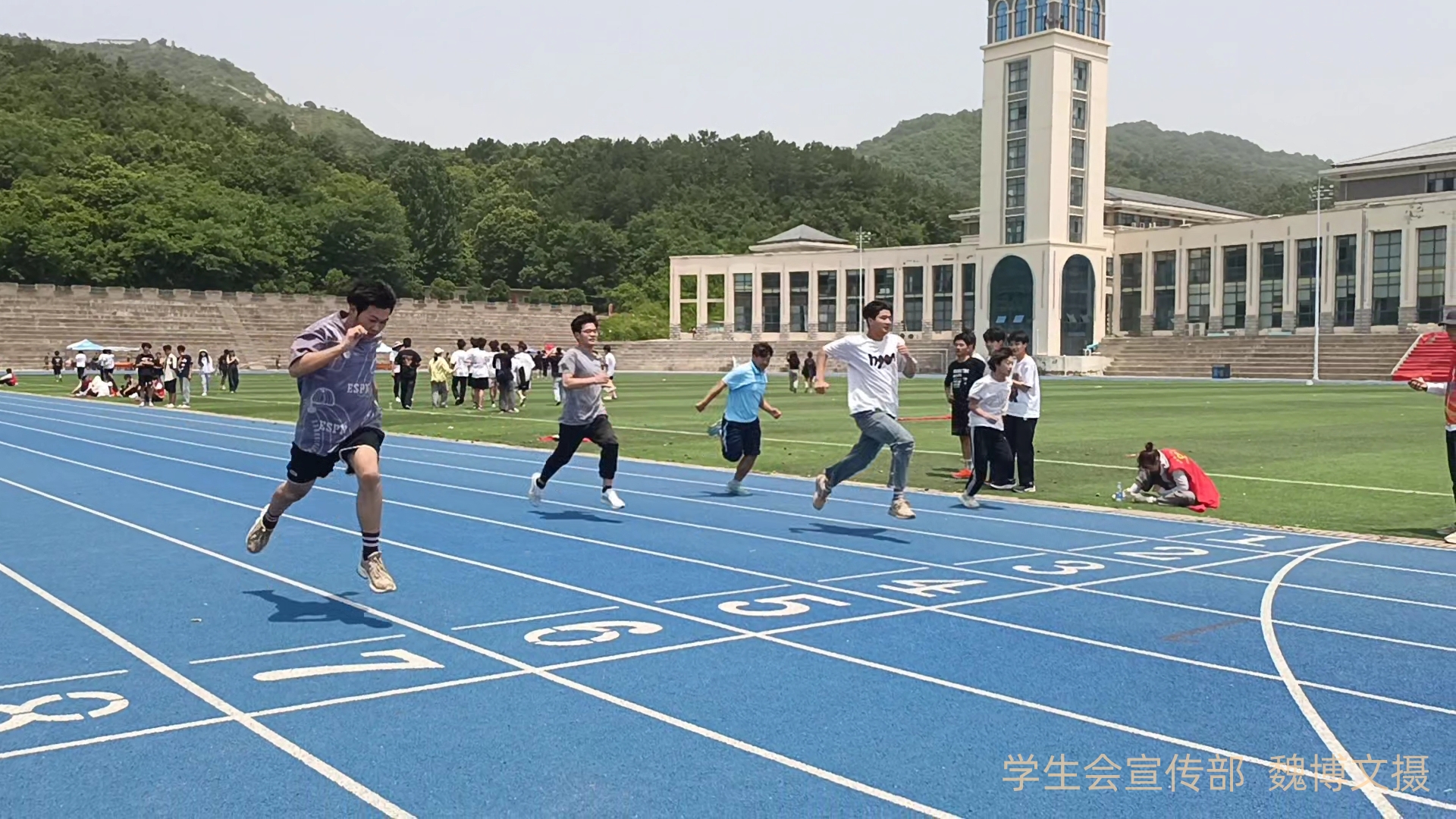 运动会（魏博文2）_副本.jpg